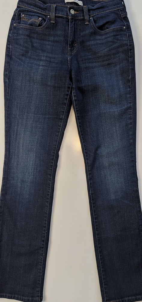 Levi's 505 Straight Leg Jean med/dark wash SZ 6L/C excellent condition